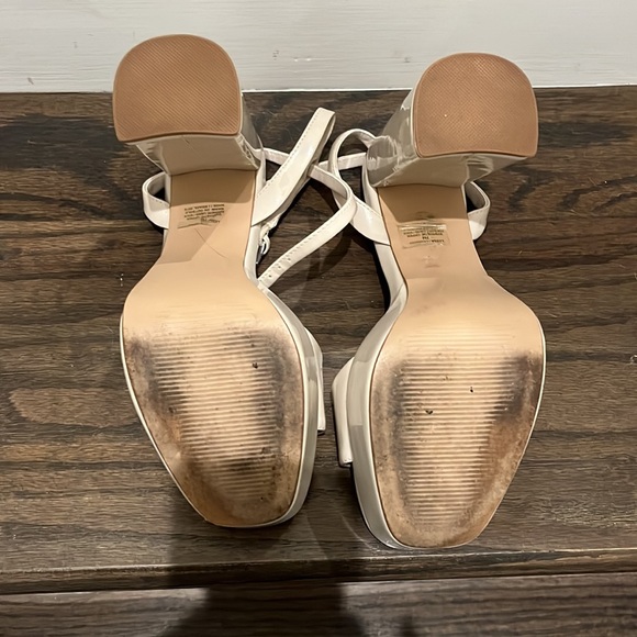 LESSA BONE PATENT Steve Madden - Picture 3 of 4